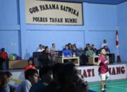 Kapolres Tanah Bumbu Buka Kejuaraan Bulu Tangkis “Kapolres Tanah Bumbu Cup 2025” di GOR Parama Satwika