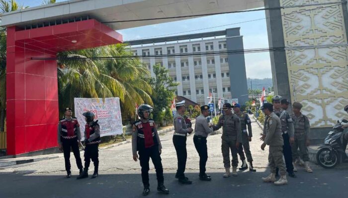Patroli Polres Lombok Barat di Kantor Pemerintahan Demi Keamanan Warga