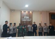 Polsek dan TNI Gelar Patroli Gabungan Jaga Kamtibmas di Kecamatan Kuripan