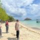 Upaya Polsek Sekotong Ciptakan Wisata Aman di Pantai Elak-Elak Lombok Barat