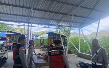 Sinergi Polisi dan Warga: Patroli Dialogis di Ekowisata Mangrove Sekotong Berjalan Lancar
