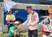 Turut Lestarikan Lingkungan, Kapolda Kalteng Bersama Gubernur dan Pangdam Ajak Warga Tanam Pohon dan Tebar Benih Ikan