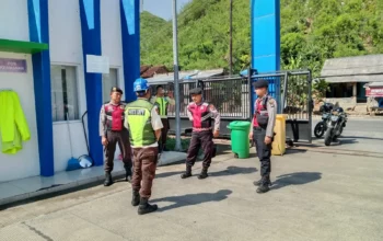 Sekotong Gencarkan Patroli, Imbau Waspada Kejahatan dan Cuaca