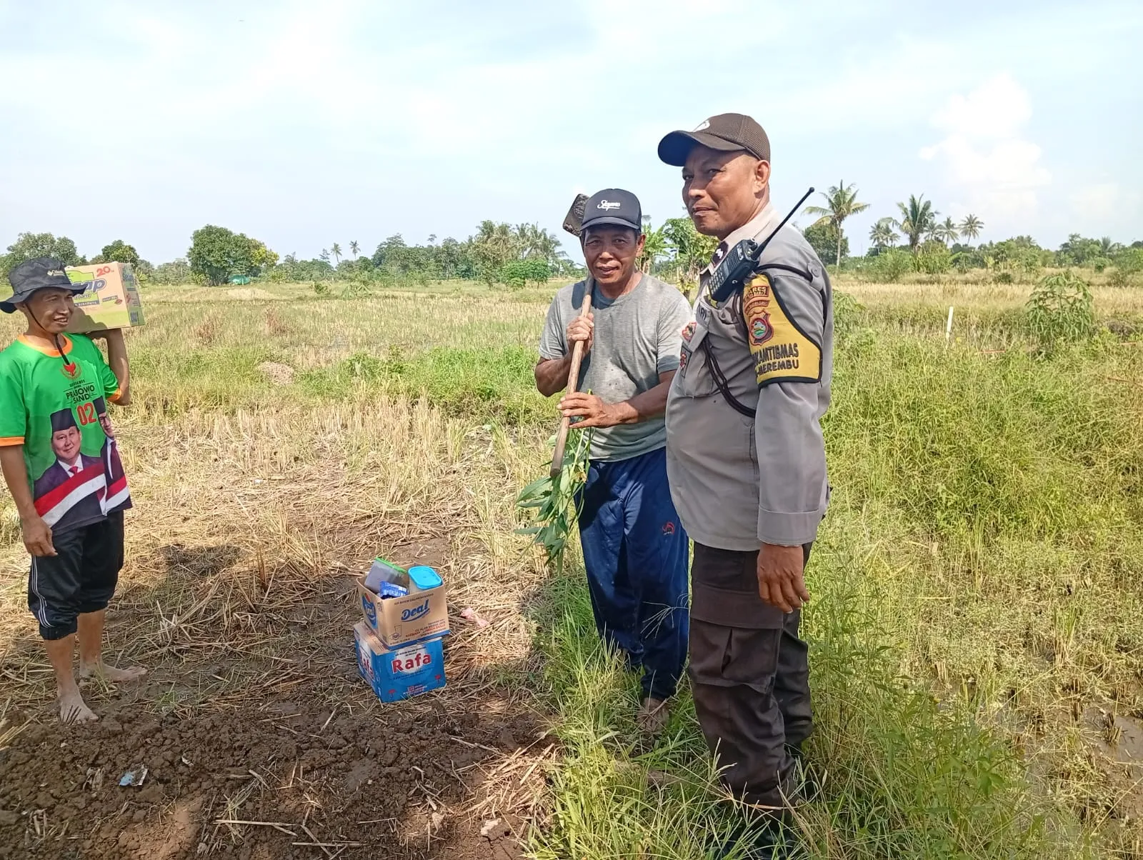 Sinergi Polri dan Petani Wujudkan Ketahanan Pangan di Karang Bongkot